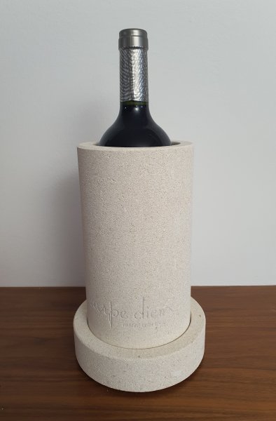 Weinkühler Sandstein mit Untersetzer "carpe diem"